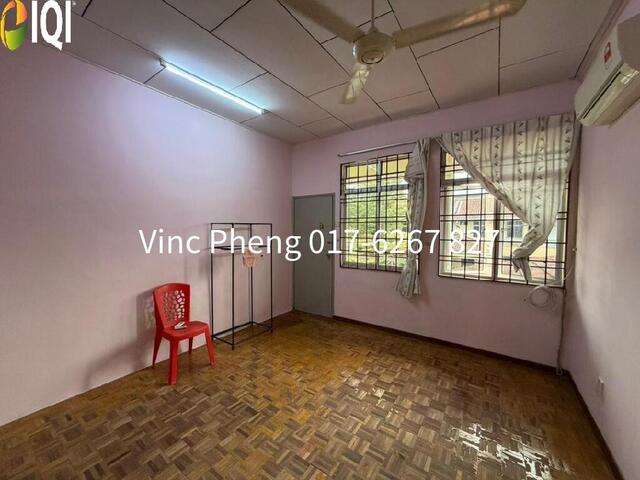 SPACIOUS Refurbished Double Storey Terrace @ Batu Berendam photo