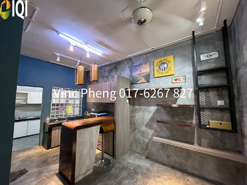 RARE ENDLOT SPACIOUS Terrace @ Taman Sutera Batu Berendam image