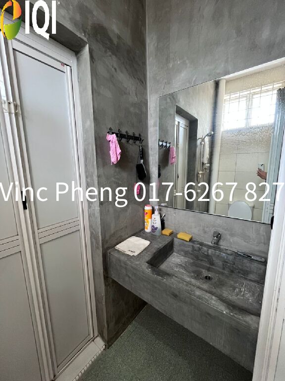 RARE ENDLOT SPACIOUS Terrace @ Taman Sutera Batu Berendam image
