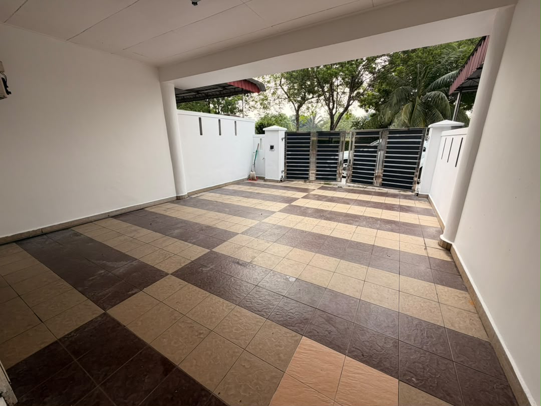 Bestari Indah 2 Sty Terrace,Puteri Wangsa,Ulu Tiram,Renovated,Full Loan image