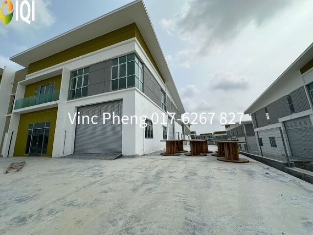 PREMIUM Semi-D Factory Warehouse with Office @ Ayer Keroh  Eco Park image