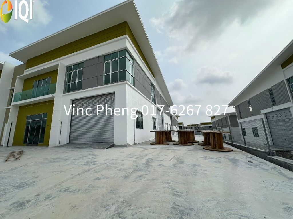 PREMIUM Semi-D Factory Warehouse with Office @ Ayer Keroh  Eco Park image
