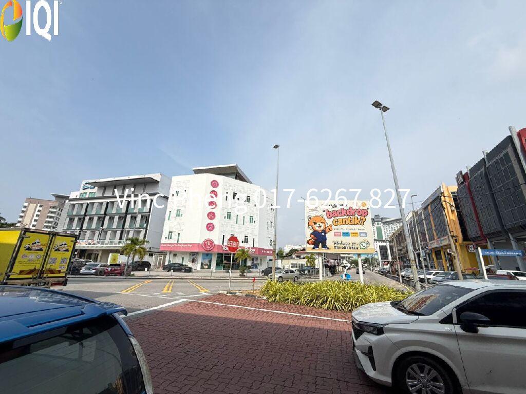 HIGH VISIBILITY PRIME MAIN ROAD 2-Storey Shophouse @ Gajah Berang  image