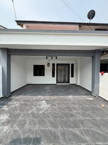 Taman Bukit Tiram 2 Sty Endlot,Jalan Ledang,Ulu Tiram,Renovated,Full Loan image