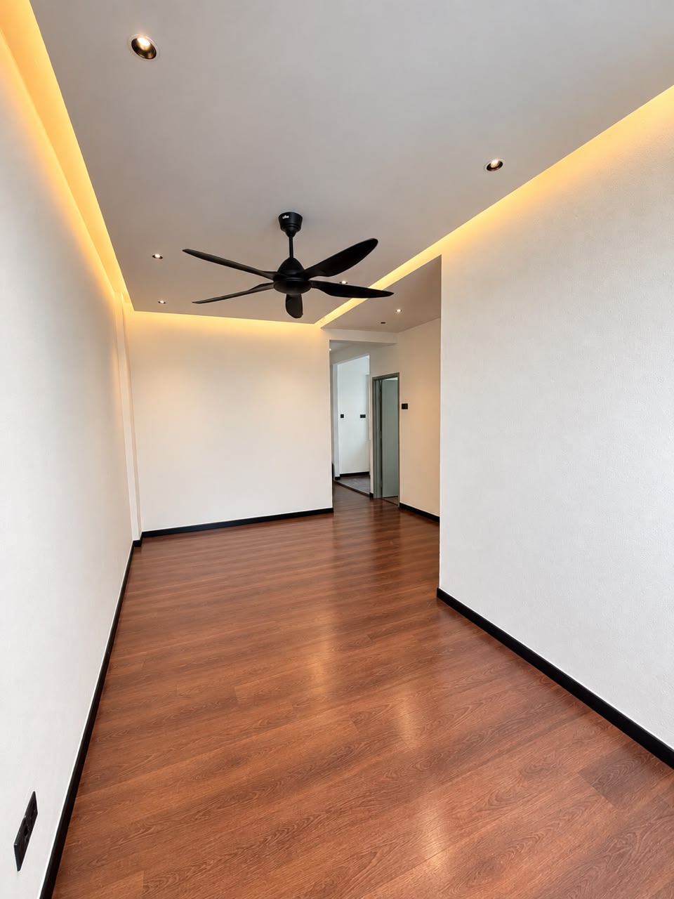Tan Sri Yaacob Flat,Jalan Putra,Skudai,Renovated,High Floor,Unblock,Corner image