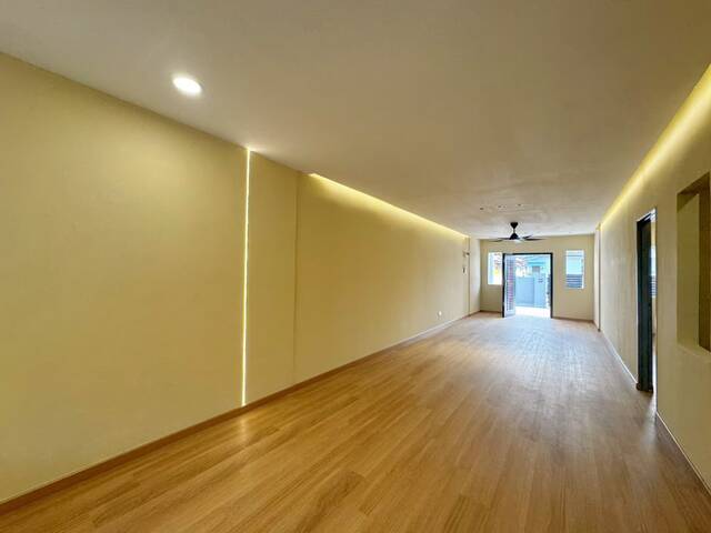 Taman Putri Kulai 1 Sty Terrace,Jalan Sri Putri,Kulai,Renovated,Unblock View image