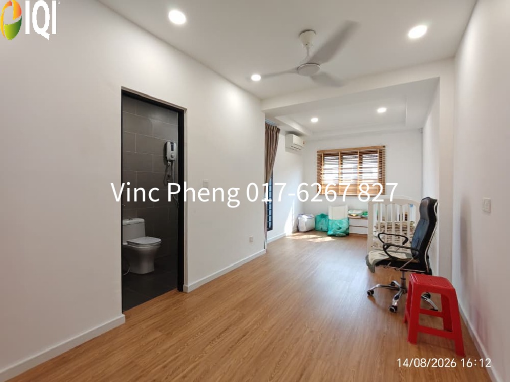 MOVE-IN READY! PREMIUM 4BR Terrace RM2K @ Batu Berendam image