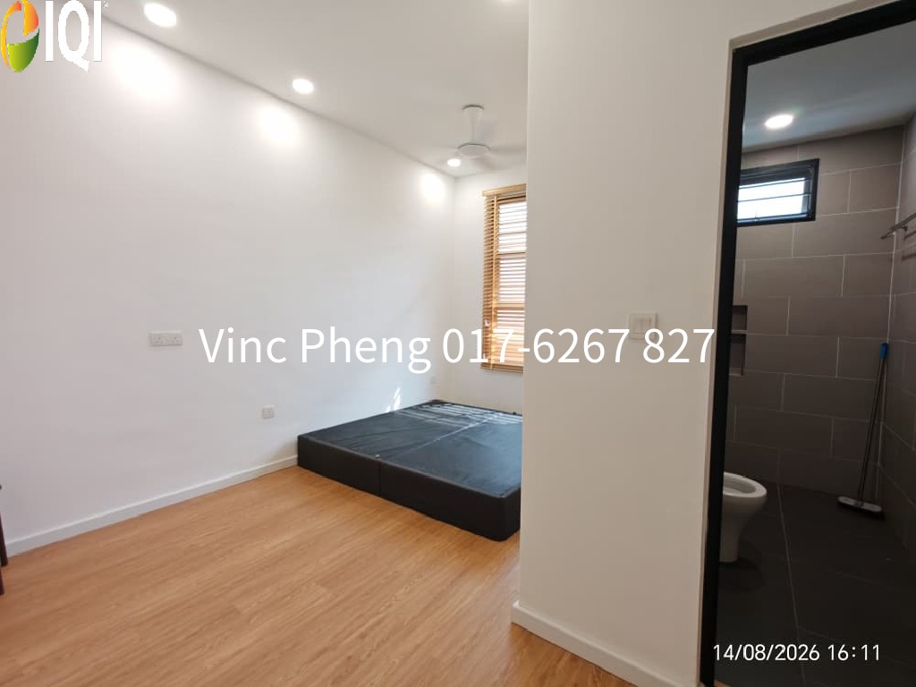 MOVE-IN READY! PREMIUM 4BR Terrace RM2K @ Batu Berendam image