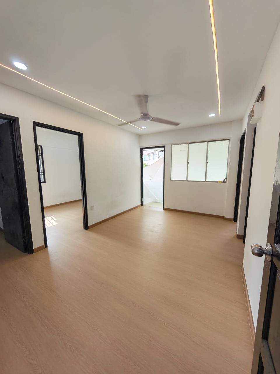 Taman Rinting Balau Low Cost Flat,Renovated,Level 1,Pasir Gudang image