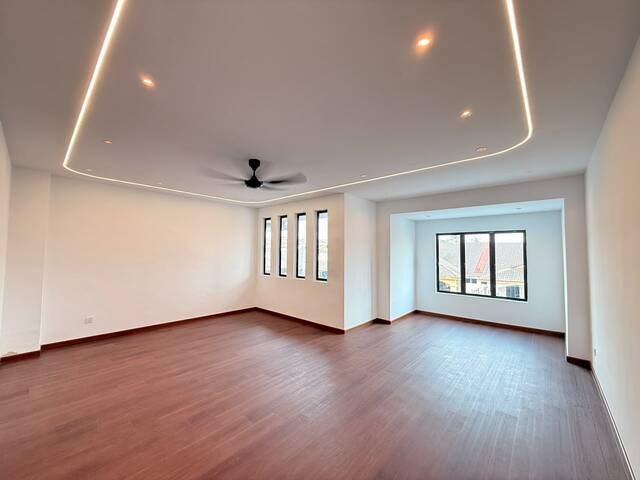 Taman Melawati 2 Sty Terrace,Mutiara Rini,Skudai,Renovated,Extend image