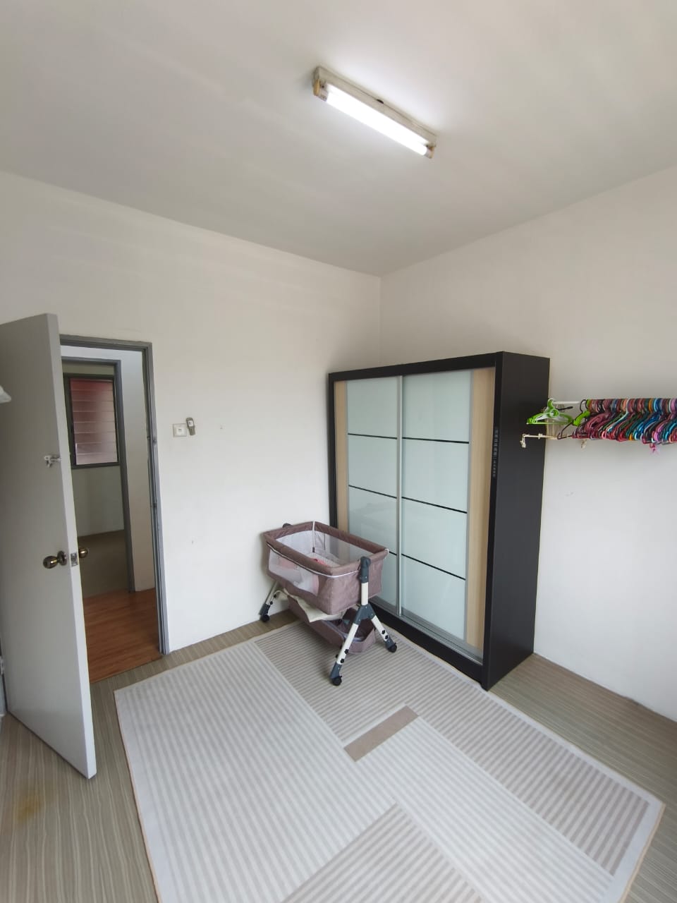 Laman Tasik Panda Medium Cost Flat,Level 3,Taman Redang,Johor Bahru image