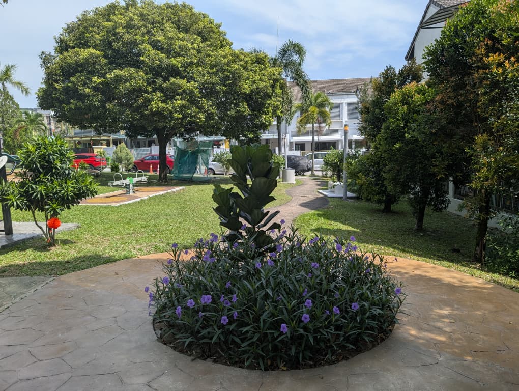 Taman Bukit Mandarina image