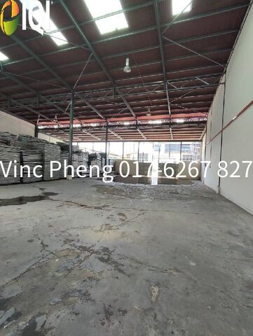 PRIME LOCATION High-Roof Warehouse For Rent  @ Malim Jaya image