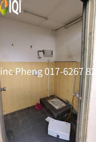 GRAB THIS! RM1,400 Only! 1,679 SQFT Warehouse For Rent @ Taman IKS Duyong image
