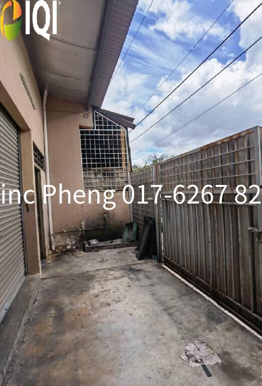 GRAB THIS! RM1,400 Only! 1,679 SQFT Warehouse For Rent @ Taman IKS Duyong image