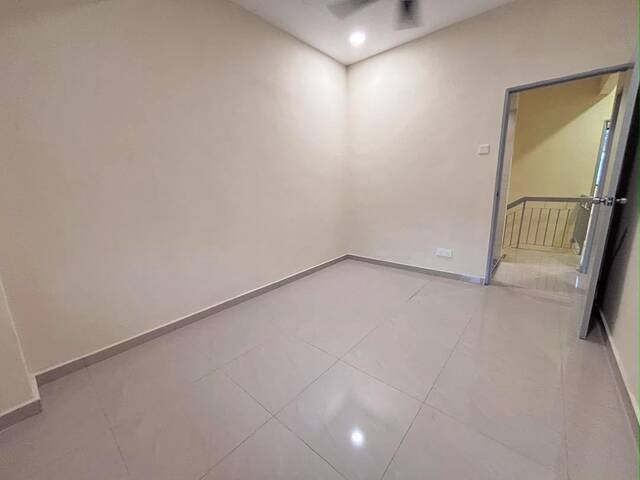 Taman Anggerik 2 Sty Terrace,Kempas,Johor Bahru,Renovated,Extend image