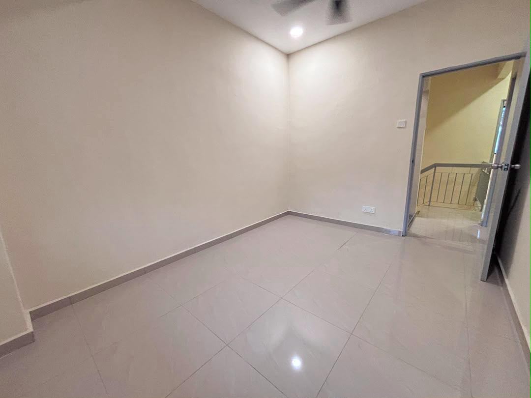 Taman Anggerik 2 Sty Terrace,Kempas,Johor Bahru,Renovated,Extend image