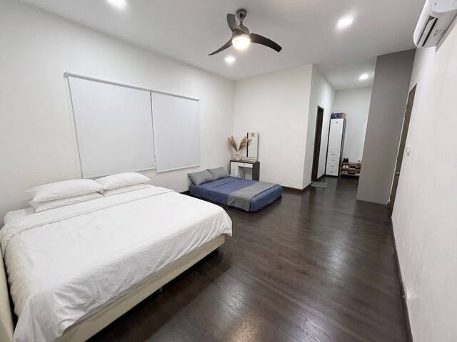Anggun Villa 3 @ Bandar Kinrara image