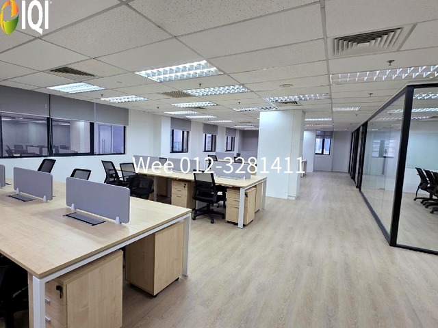Wisma UOA II photo