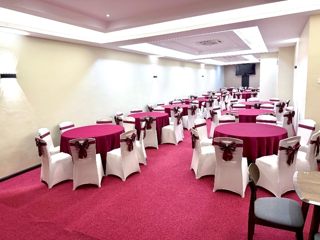Shop lot Bandar Parklands  photo