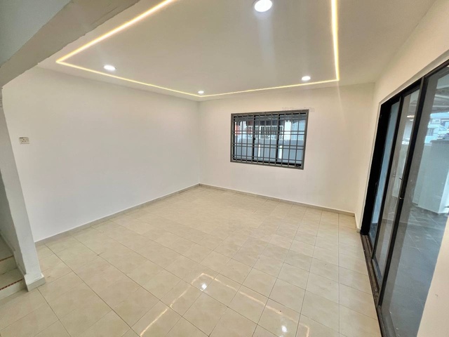 Taman Damai Jaya 2 Sty Low Cost,Jalan Makmur,Skudai,Corner Lot,Renovated