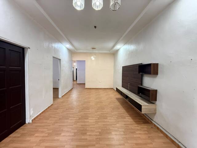 Taman Ungku Tun Aminah 1 Sty Terrace,Jalan Bentara,Skudai,Renovated