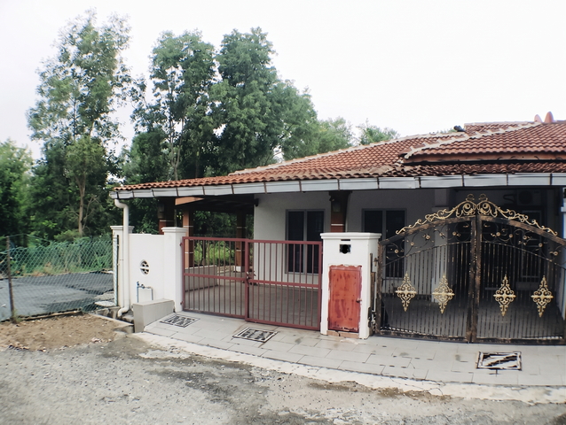 Persiaran Saujana Putra