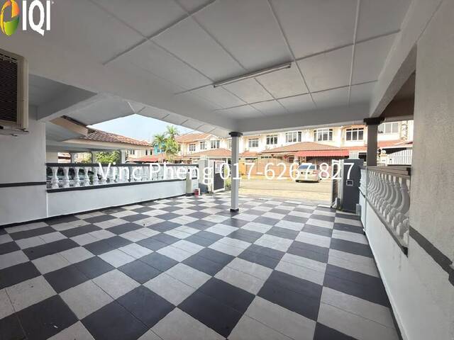 HOT! FULLY RENOVATED Terrace Below Bank Value @ Cheng Perdana photo