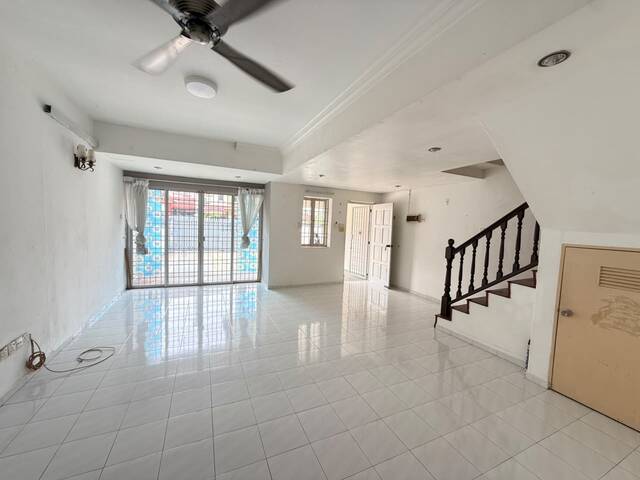 BELOW BANK VALUE! EXTENDED Double Storey @ Muzaffar Heights photo
