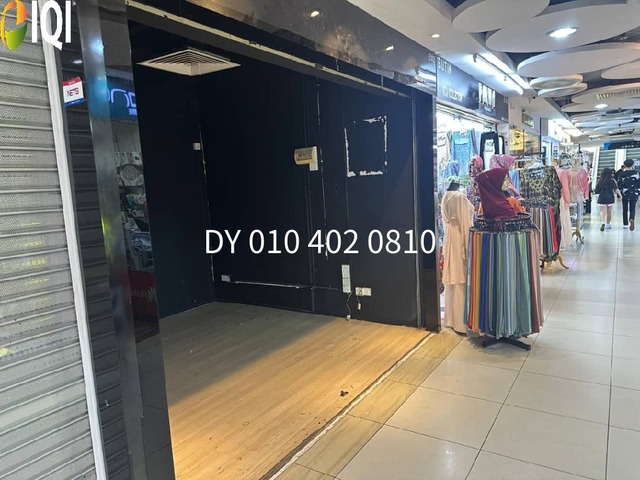 MELAKA MEGAMALL DATARAN PAHLAWAN