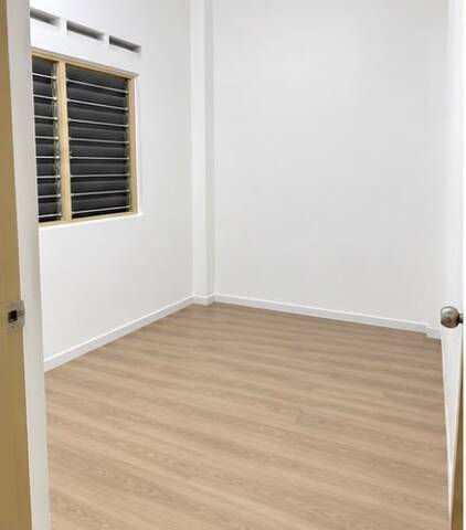 Taman Pulai Utama Medium Cost Flat,Jalan Pulai,Skudai,Level 3,Renovated photo