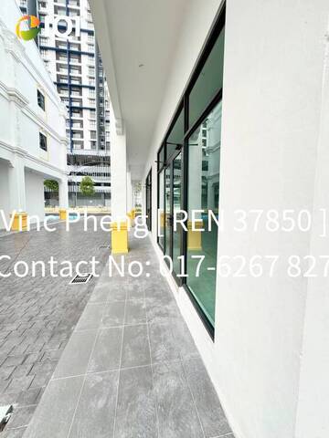 SPACIOUS NEW ENDLOT Shop F/Rent @ Mlk Old Street, Kota Laksamana photo