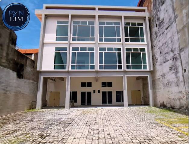 Lebuh Victoria 3 Storey  Commercial Title Building Georgetown Off Pantai Armenian 