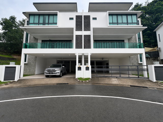 Taman Manikar Signal Hill