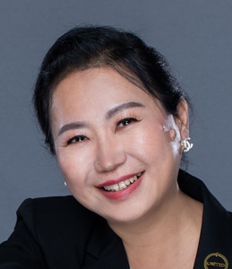 Saw Main Ling's profile picture