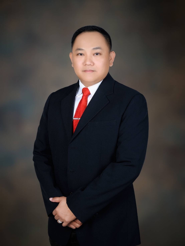 Komkrich Silathong, PhD profile picture
