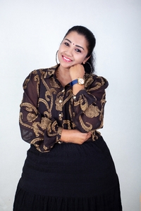 Ananthi 's profile picture