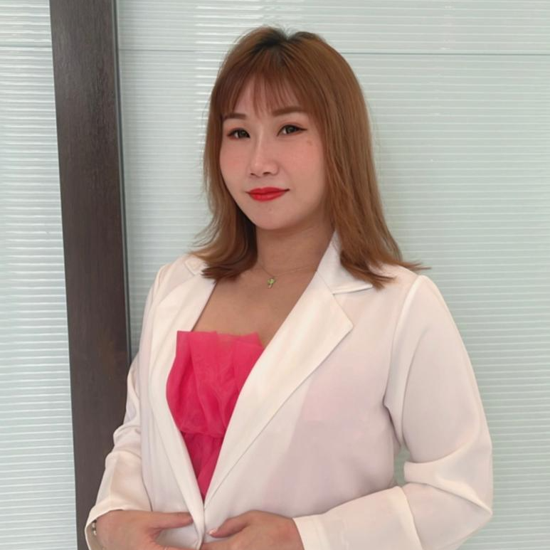 Yumie ong profile picture