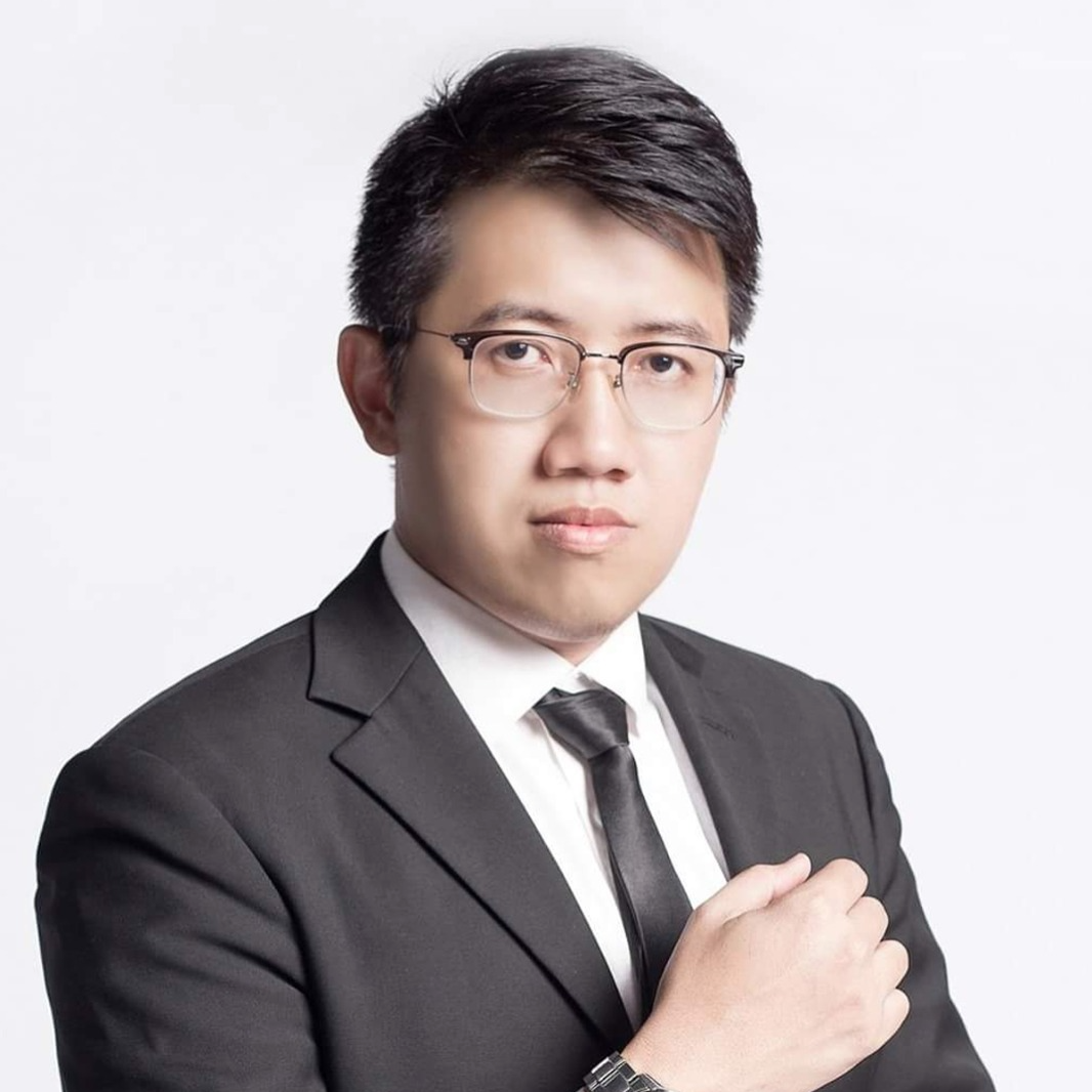 CH LOW  profile picture