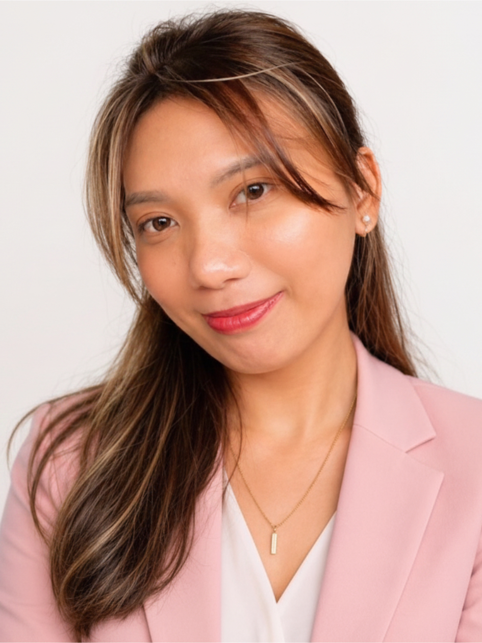 ESTER TAN profile picture