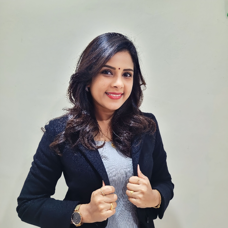 R Loshini profile picture