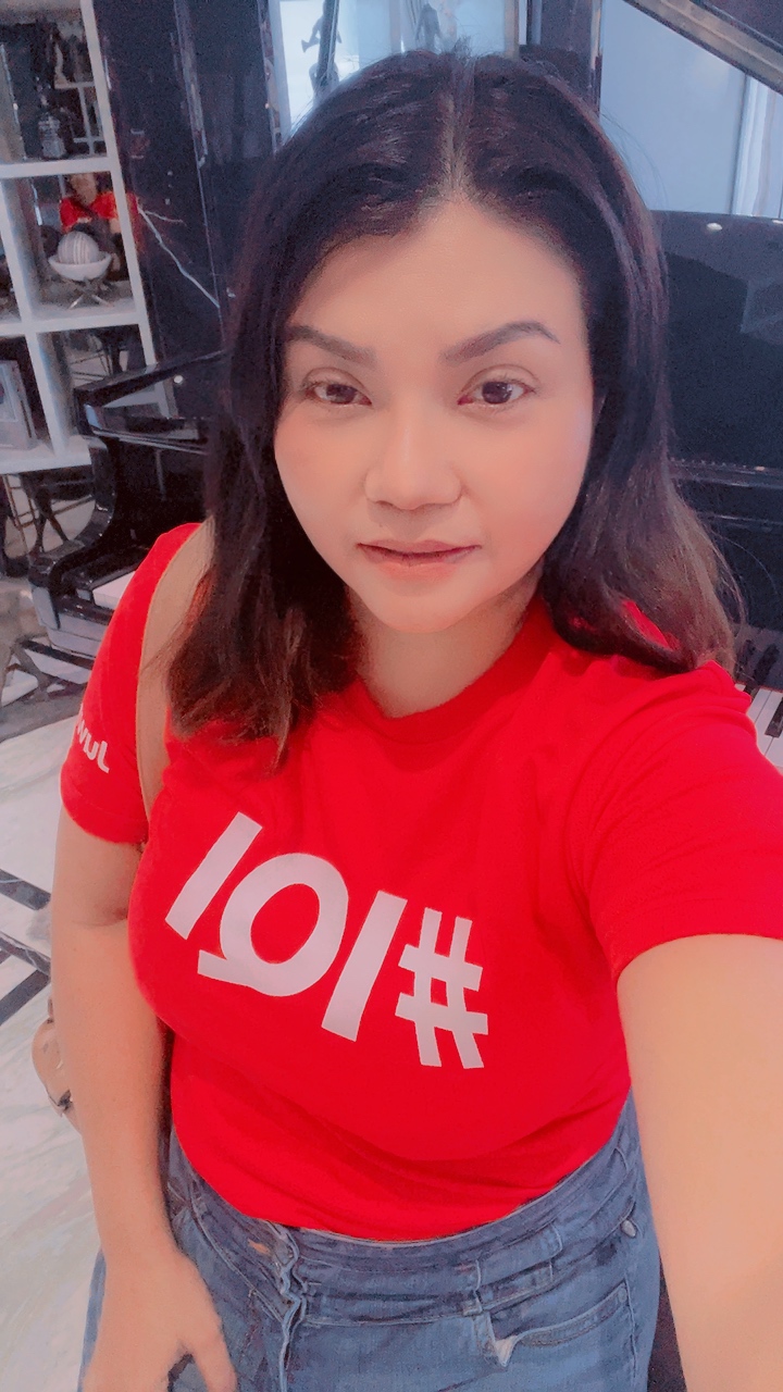 MENAGA  JIRAWORAKUL  profile picture