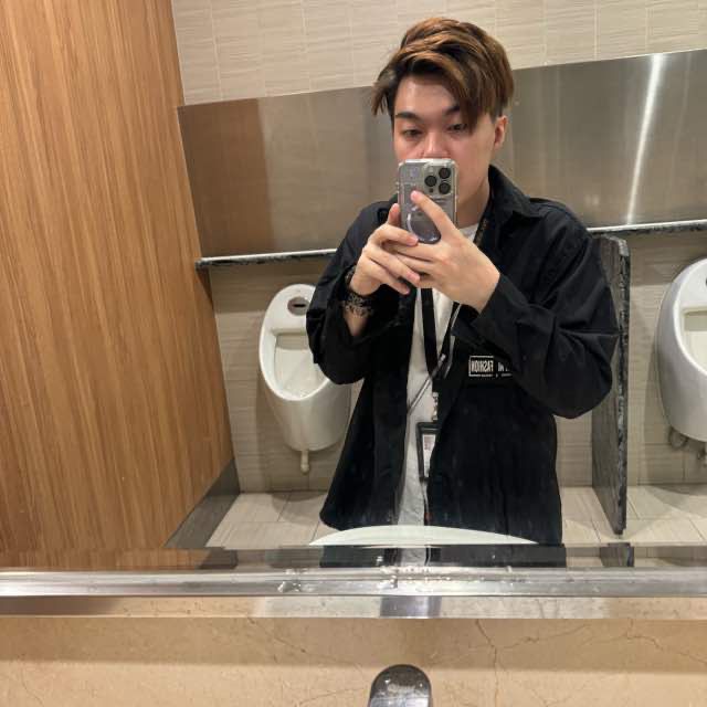 Sky profile picture