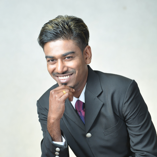 Vijaya Raj 个人资料照片