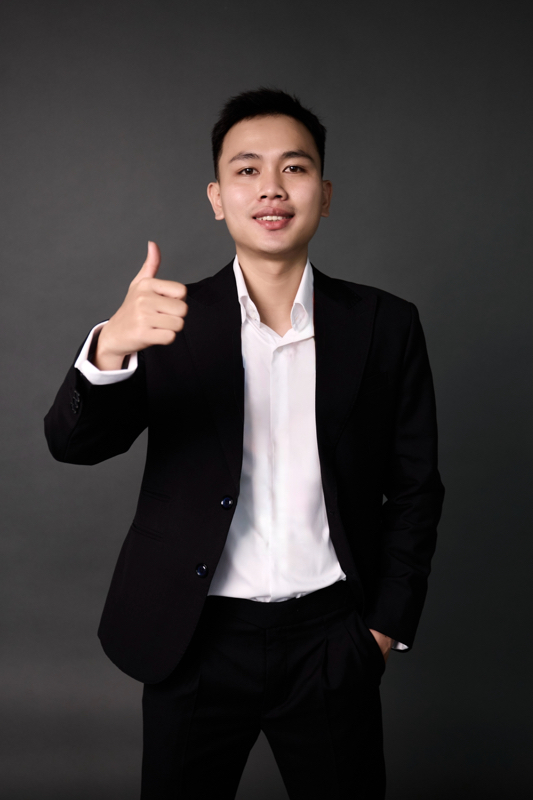 Le Van Huong profile picture