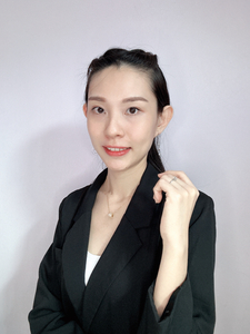 Yenny Chow's profile picture