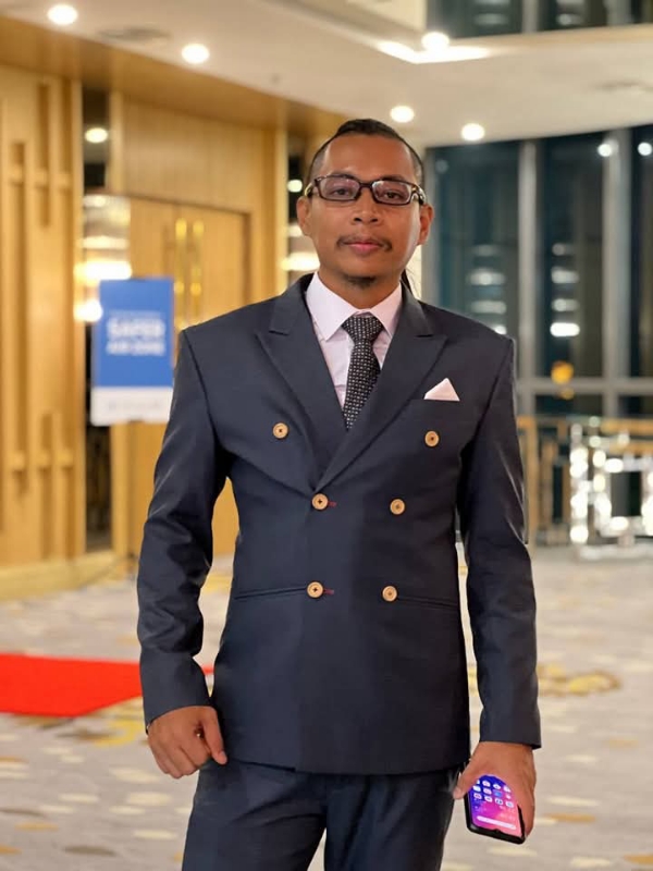 Razlan Arif profile picture