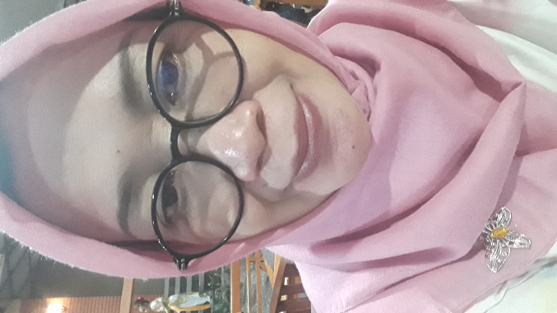 Ine yuliani dhiyati profile picture