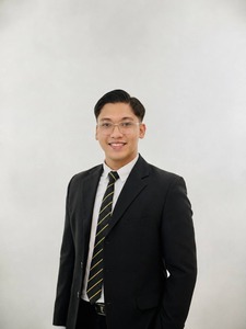 Azim Adha's profile picture