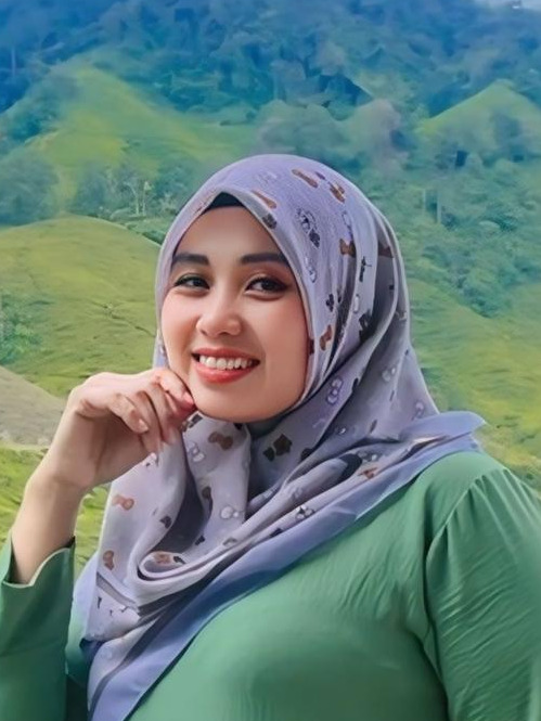 รูปโปรไฟล์ Yanti azmi